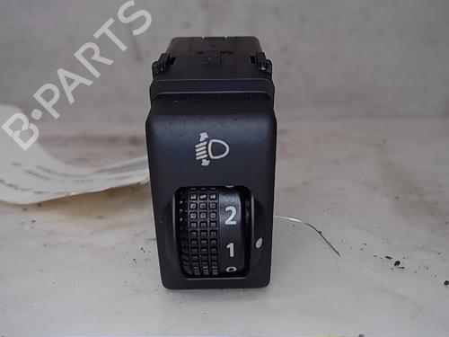 Used Headlight switch NISSAN JUKE (F15) 1.6 (117 hp) 14568742