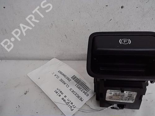 Used Switch MERCEDES-BENZ CLA Coupe (C117) CLA 200 CDI / d (117.308) (136 hp) 13830297