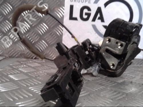 Used Rear right lock RENAULT KOLEOS I (HY_) 2.0 dCi 4x4 (HY0K) (150 hp) 13865000