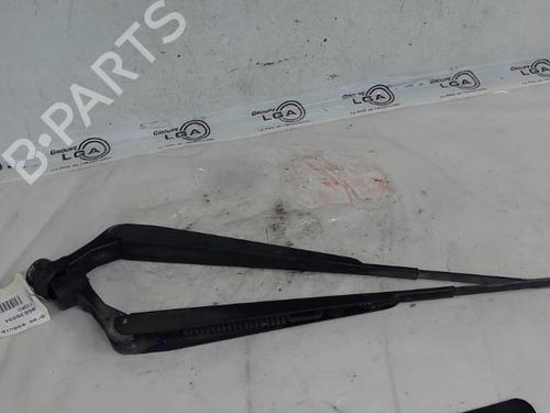 Used Front windshield wiper arm FORD RANGER (ET) 2.5 TDCi 4x4 (143 hp) 17813909