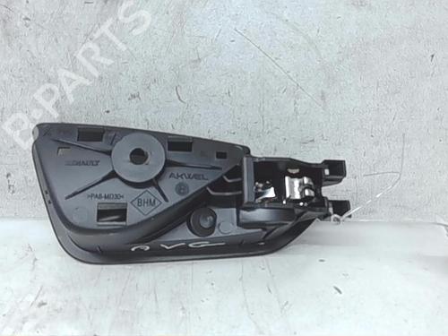 Used Front left interior door handle RENAULT CLIO V (B7_) 1.0 TCe 90 (B7MT) (91 hp) 13822118