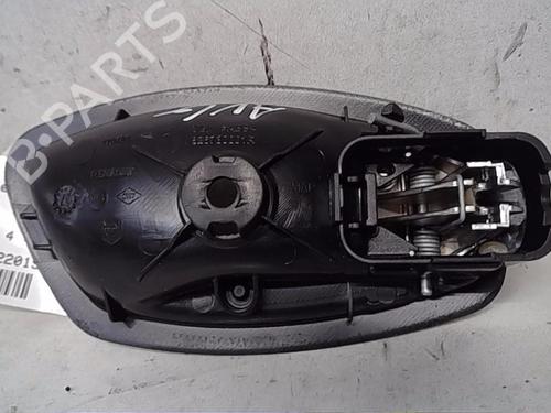 Used Front left interior door handle RENAULT CLIO IV (BH_) 1.5 dCi 90 (90 hp) 13843540