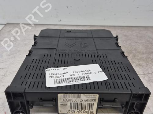Used Fuse box Fuse box PEUGEOT 308 CC (4B_) 2.0 HDi (140 hp) 32376818 32376818