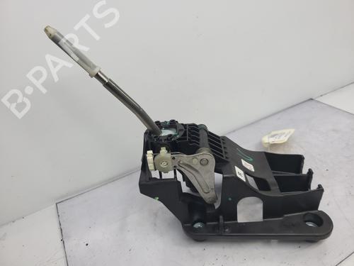Gear lever PEUGEOT 208 I (CA_, CC_) 1.2 VTI 82 | BP31819211M90