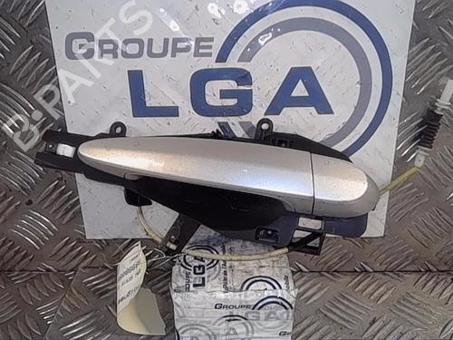 Used Front right exterior door handle BMW 3 (E90) 320 d (177 hp) 13859768