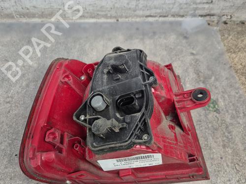 Right taillight VW TOURAN (1T3) 2.0 TDI | BP29758319C35 