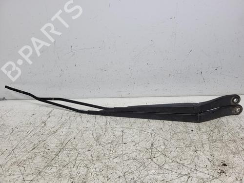 Brazo limpia delantero Brazo limpia delantero 38004192 38004192