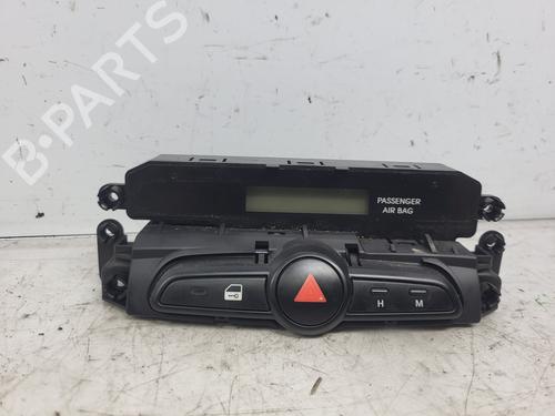 Comutador / Botão 4 piscas Comutador / Botão 4 piscas HYUNDAI ix20 (JC) 1.4 CRDi (78 hp) 35796624 35796624