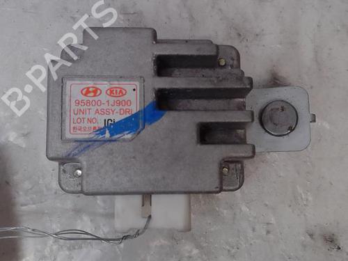 Fuse box HYUNDAI i20 I (PB, PBT)  | BP15834360E1 