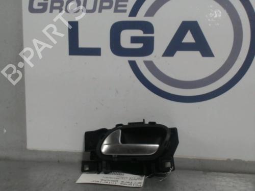 Poignée intérieure arrière gauche PEUGEOT 208 I (CA_, CC_) 1.4 HDi (68 hp) 13868765