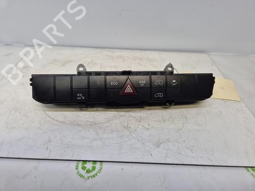 Used Warning switch MERCEDES-BENZ SPRINTER 3,5-t Van (B906) [2006-2020]  31275783