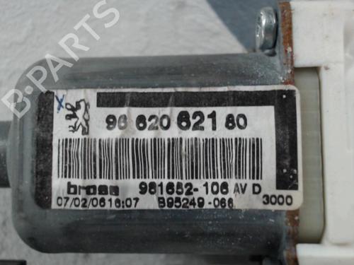 Right front window motor PEUGEOT 407 Coupe (6C_) 2.7 HDi | BP13867910E20 