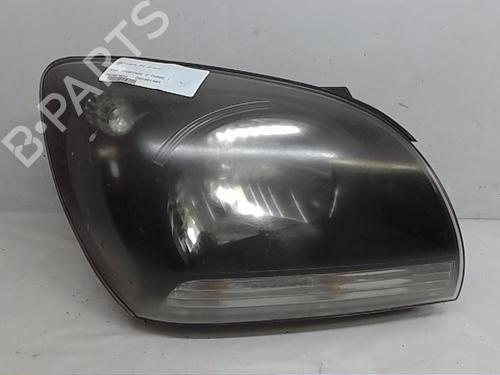 Right headlight KIA SPORTAGE II (JE_, KM_) 2.0 CRDi | BP13829068C29 