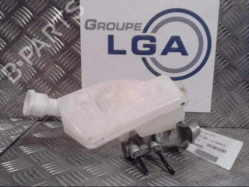 Used Brake master cylinder PEUGEOT 208 I (CA_, CC_) 1.2 VTI 82 (82 hp) 14520754