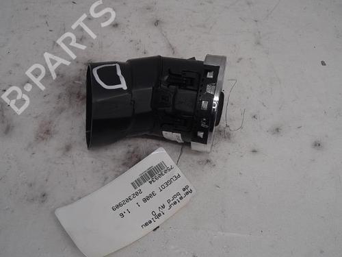 Air vent PEUGEOT 3008 I MPV (0U_) 1.6 HDi | BP15394481I21 