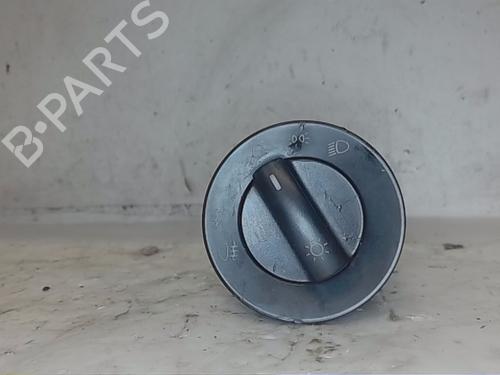 Used Headlight switch VW POLO (9N_, 9A_) 1.2 12V (64 hp) 21815470