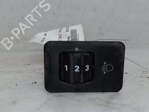 Used Headlight switch MITSUBISHI PAJERO SPORT I (K7_, K9_) 2.5 TD (K94W) (99 hp) 15003657