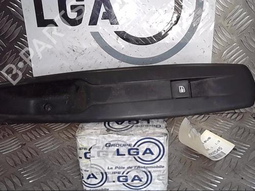 Used Right front window switch RENAULT SCÉNIC III (JZ0/1_) 1.9 dCi (JZ0J, JZ1J, JZ1K, JZ1S) (131 hp) 13862670