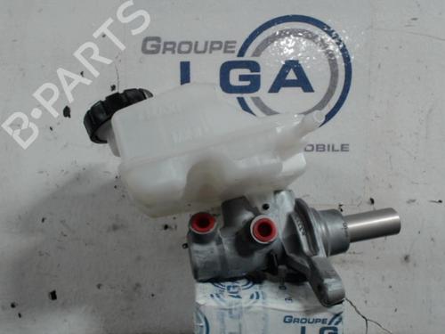 Used Brake master cylinder RENAULT TWINGO III (BCM_, BCA_) 1.0 SCe 70 (71 hp) 14523407