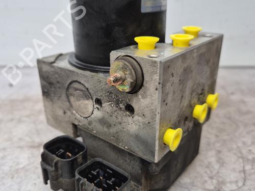 Used ABS pump TOYOTA RAV 4 I (_A1_) [1994-2003]  32633127