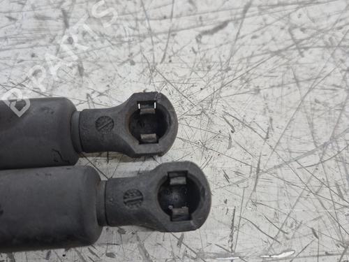 Used Tailgate lift support Tailgate lift support 37479962 37479962