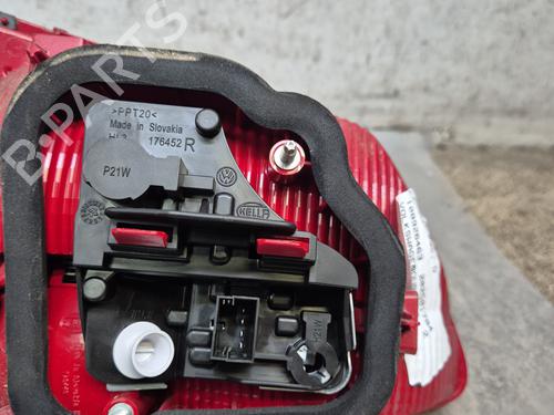 Right tailgate light VW TOURAN (1T3) 2.0 TDI | BP29758321C80 