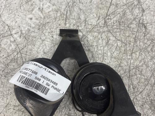Used Horn Horn 38676146 38676146