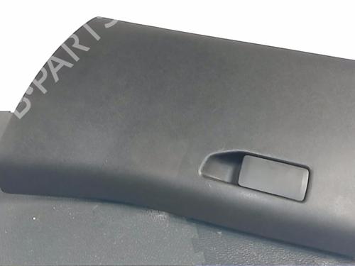 Used Glove box PEUGEOT 308 II (LB_, LP_, LW_, LH_, L3_) 1.2 THP 110 (110 hp) 23140602