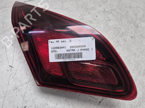 left-tailgate-light-opel-astra-j-p10-2009-2010-2011-2012-2013-2014-2015-2016-37704738 main image
