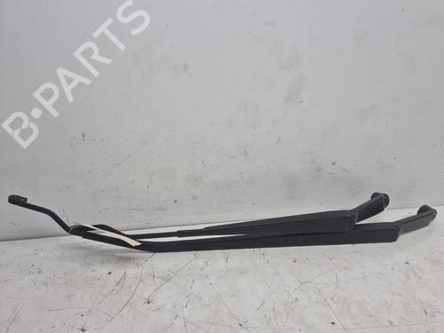 Used Front windshield wiper arm Front windshield wiper arm 36834291 36834291
