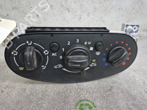 Used Climate control DACIA DUSTER (HS_) 1.5 dCi (HSMC) (107 hp) 27926281