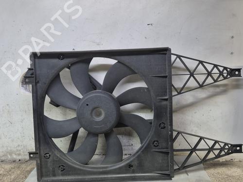 Used Radiator fan VW POLO IV (9N_, 9A_) 1.4 TDI (70 hp) 30117492