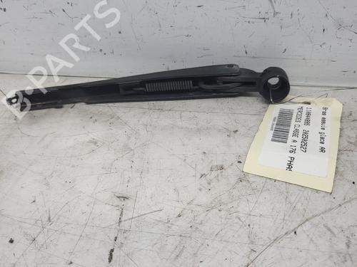 Bagrudeviskerarm Bagrudeviskerarm MERCEDES-BENZ A-CLASS (W176) A 200 (176.043) (156 hp) 35885812 35885812