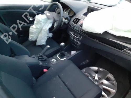 Warning switch RENAULT MEGANE III Grandtour (KZ0/1) 1.5 dCi (KZ0C, KZ1A) | BP13860641I22 