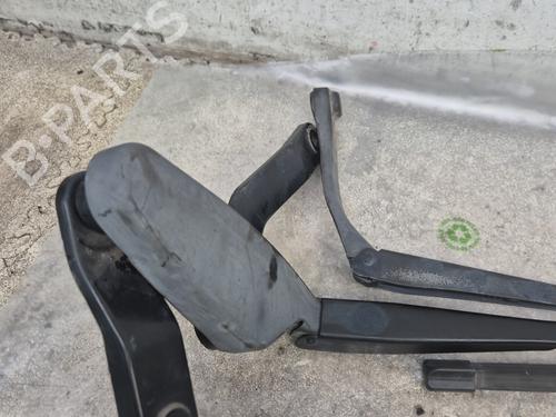Used Front windshield wiper arm MERCEDES-BENZ C-CLASS (W204) C 200 CDI (204.001) (136 hp) 29985194