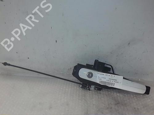 Used Front left exterior door handle FORD FOCUS III Saloon [2010-2020]  21086596