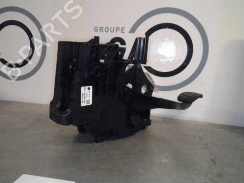 Pédale de frein RENAULT TWINGO III (BCM_, BCA_) 0.9 TCe 90 (BCM9, BCM2) (90 hp) 14549143
