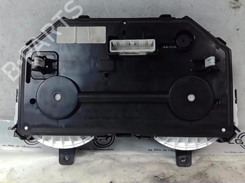 Used Instrument cluster NISSAN JUKE (F15) 1.6 (117 hp) 18018794