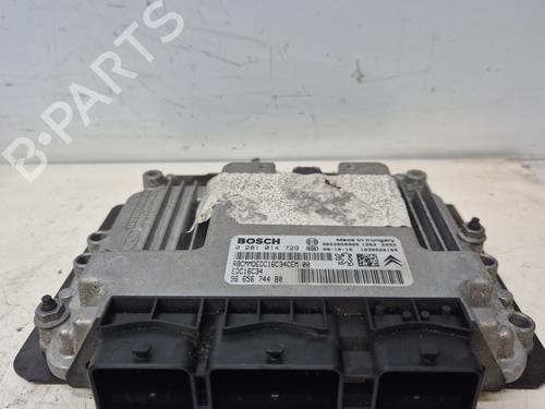 Used Engine control unit (ECU) Engine control unit (ECU) PEUGEOT 5008 (0U_, 0E_) 1.6 HDi (110 hp) 33210239 33210239