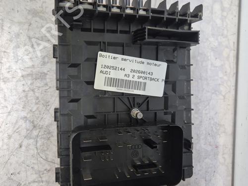 Used Fuse box AUDI A3 Sportback (8PA) 1.9 TDI (105 hp) 32485281