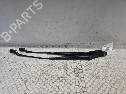 Used Front windshield wiper arm VW TIGUAN (5N_) 2.0 TDI 4motion (140 hp) 24942870