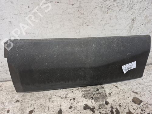 Used Door moulding trim PEUGEOT 3008 II SUV (MC_, MR_, MJ_, M4_) 1.5 BlueHDi 130 (131 hp) 29550496