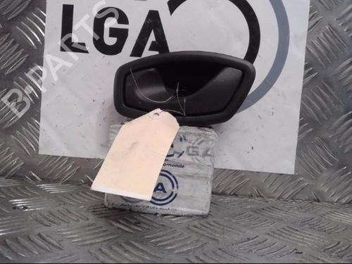 Used Rear left interior door handle RENAULT KANGOO / GRAND KANGOO II (KW0/1_) 1.5 dCi 110 (KW06, KW12) (110 hp) 13864916