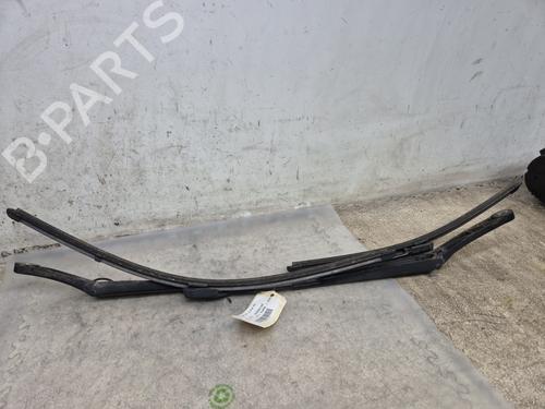 Used Front windshield wiper arm SKODA YETI (5L) 2.0 TDI (110 hp) 29621093