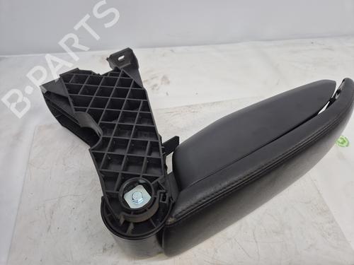 Bracciolo centrale PEUGEOT 208 I (CA_, CC_) 1.6 HDi (92 hp) 31151517