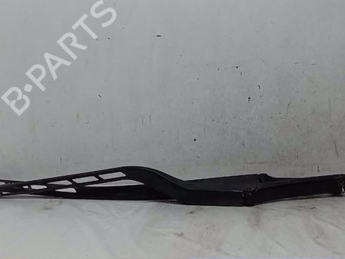 Used Front windshield wiper arm AUDI A3 (8P1) 1.9 TDI (105 hp) 30924516