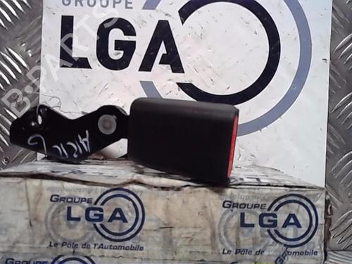 Used Seat buckle RENAULT KADJAR (HA_, HL_) 1.3 TCe 160 (HLNC) (160 hp) 14555562