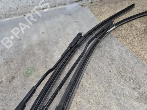 Front windshield wiper arm FORD C-MAX II (DXA/CB7, DXA/CEU)  | BP29758425C143