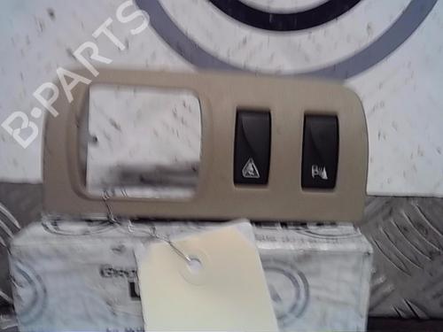 Used Switch RENAULT MEGANE CC (EZ0/1_) 1.4 TCe (EZ0F, EZ1V) (131 hp) 14522589