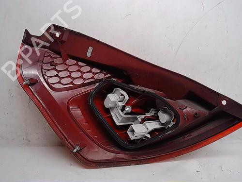 Høyre baklys FORD FIESTA VI (CB1, CCN) 1.4 TDCi (68 hp) 13839276